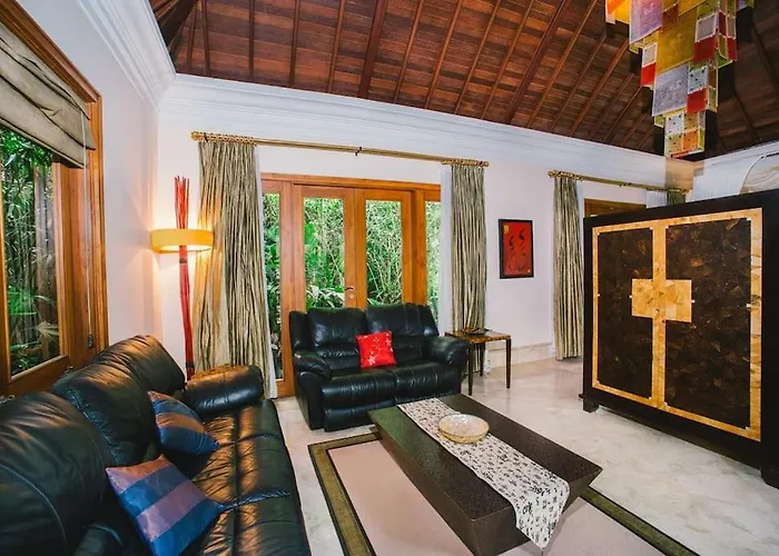 Jungle Villa! Breath-taking Views & Near Ubud! Villa