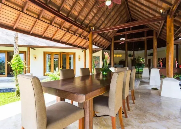 Jungle Villa! Breath-taking Views & Near Ubud! Penginyahan