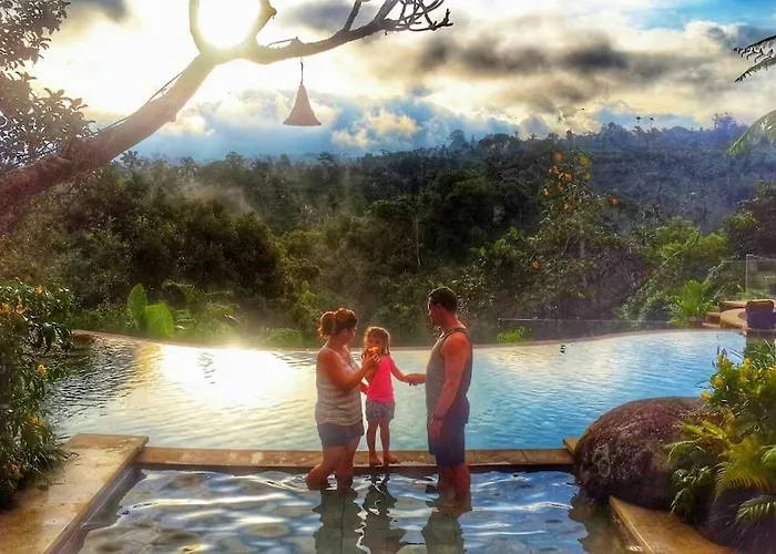 Jungle Villa! Breath-taking Views & Near Ubud! Penginyahan