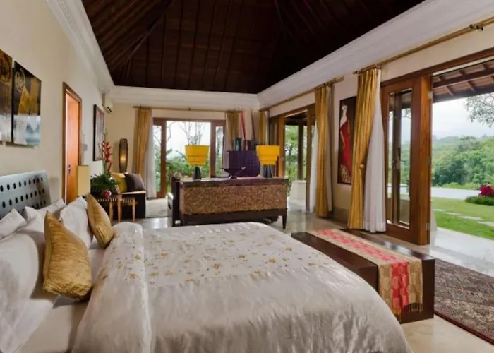 Jungle Villa! Breath-taking Views & Near Ubud! * Penginyahan