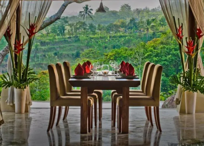 Jungle Villa! Breath-taking Views & Near Ubud! Penginyahan