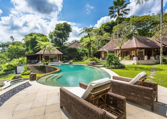 Jungle Villa! Breath-taking Views & Near Ubud! * Penginyahan